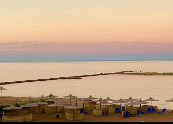 Turtles - Sea View شقة *